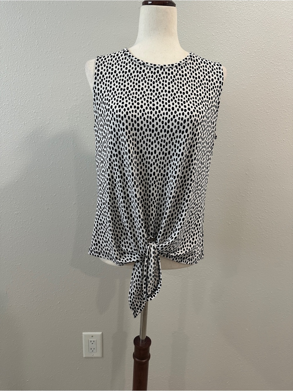 Adrianna Papell Black & White Polka Dot Tie-Front Tank